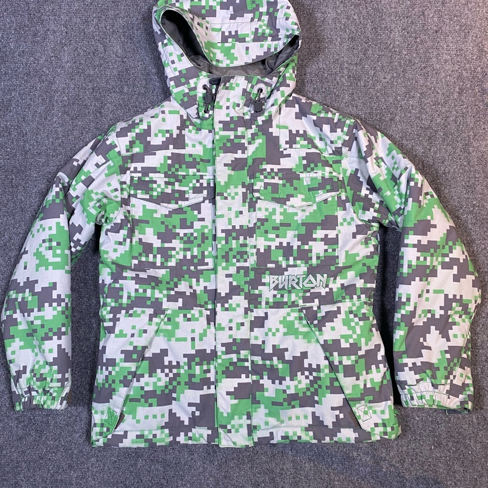 Burton Kids Digital Camo hooded jacket Ski Snowboarding boys M 8